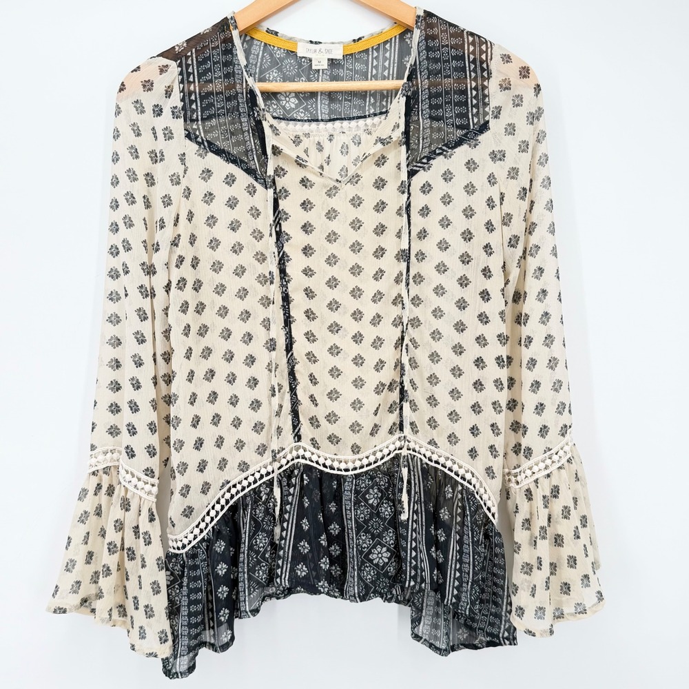 Taylor & Sage Boho Bell Sleeve Blouse Black Cream Geometric Pom Pom Trim Medium